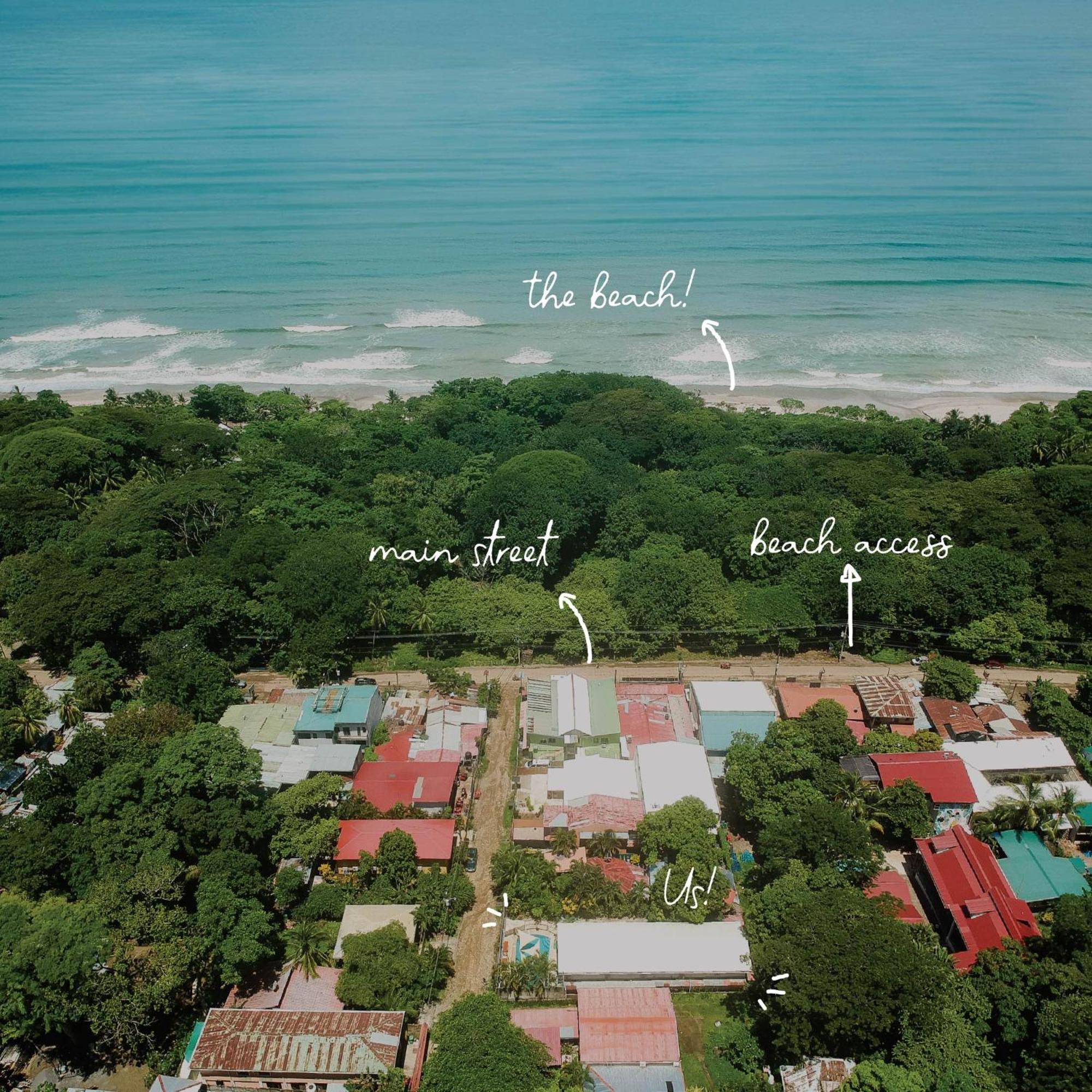 La - Playa Santa Teresa (Puntarenas)